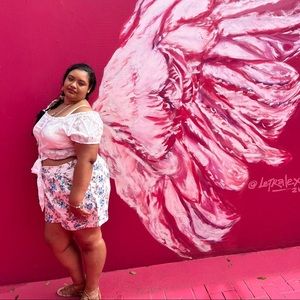 Floral print roll leg shorts